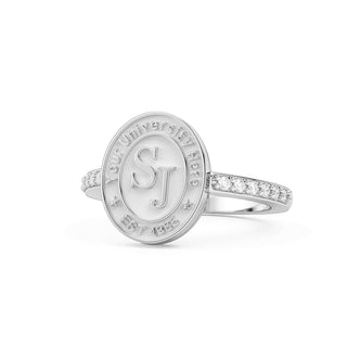 Classic white gold Vida SOS oval ring, simple yet elegant from the University collection